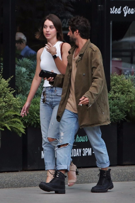 adelaide-kane-out-for-dinner-in-vancouver-07-13-