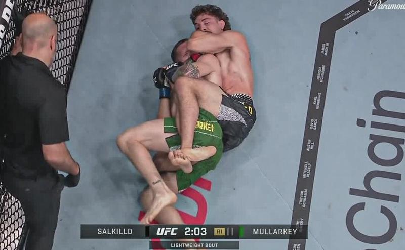 Куилан Салкилд отказа Джейми Мъларки за 3 минути