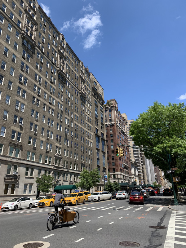 61ACDB49-037A-4D5A-8216-88C8F8EABD5F