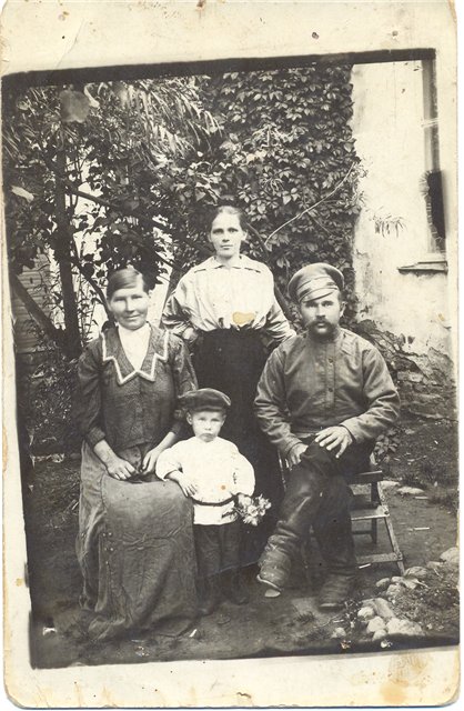 ПАНОВА - КРИУШИНА ТАИСЬЯ.