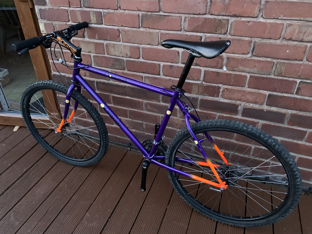 38BE2A35-650C-4626-A386-3F00D1E85992