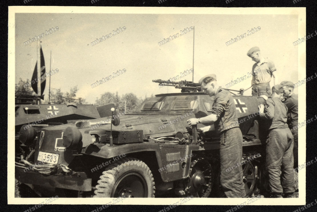 1.Panzer-Division-Schützenpanzerwagen-Halbkette 