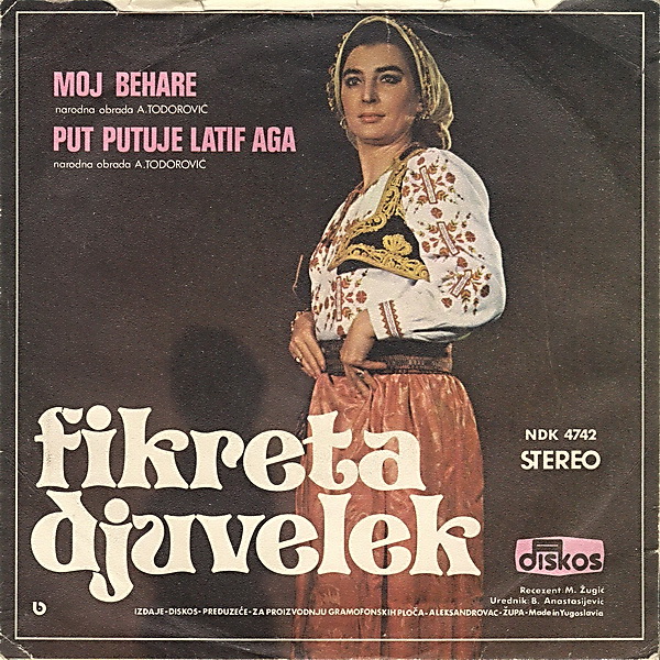 R-3895494-1348411068-6416