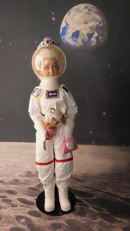 К космонавтике 2024 и барбейское 007