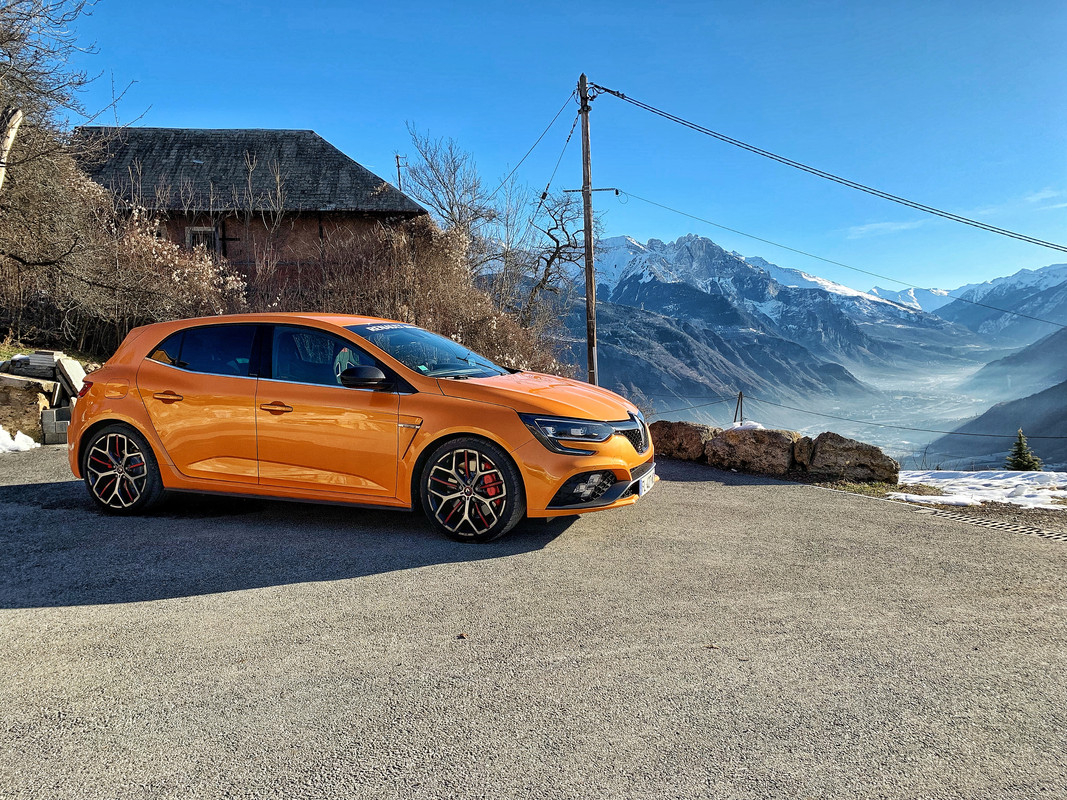 D1DFF509-6924-4CA9-9B4C-EDC260381282