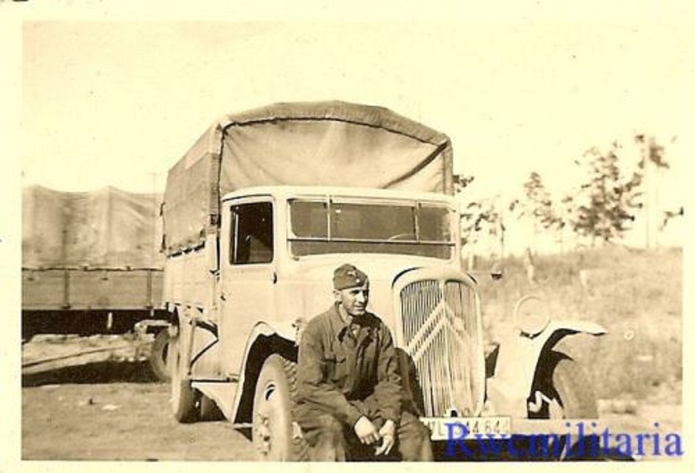 Luftwaffe Soldier  Impressed French Citroën T23 