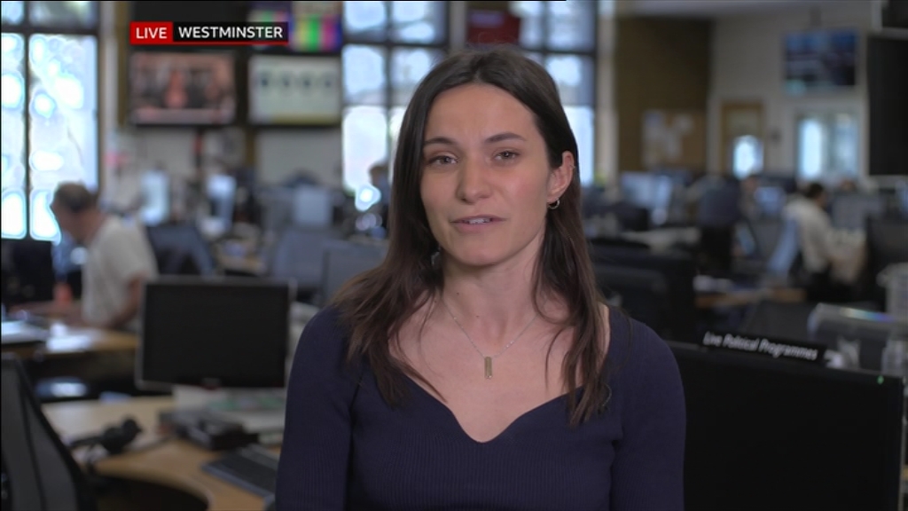 04.01 - 13.30.00 - BBC London News. The latest news, sport and weathe....ts_snapshot_01.33.412
