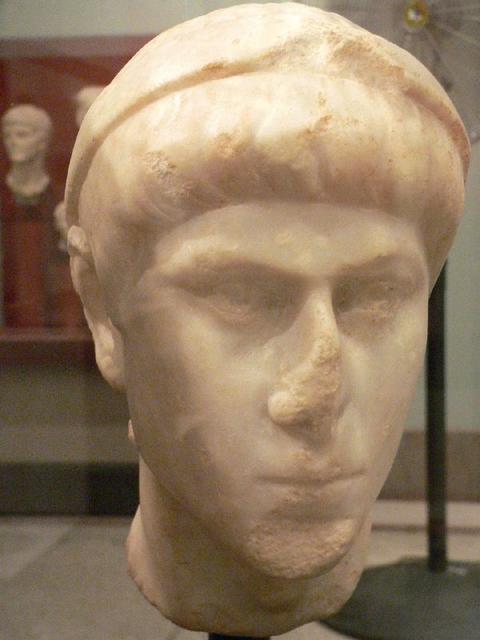 Constantius-II-01.jpg