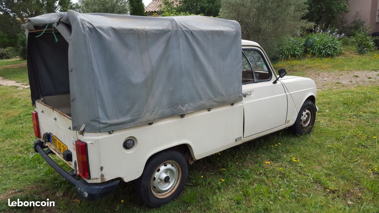 RENAULT 4 PICK UP 1