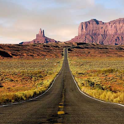 Road-Trip-Monument-Valley-Setting-Open-Road-4867.jpg