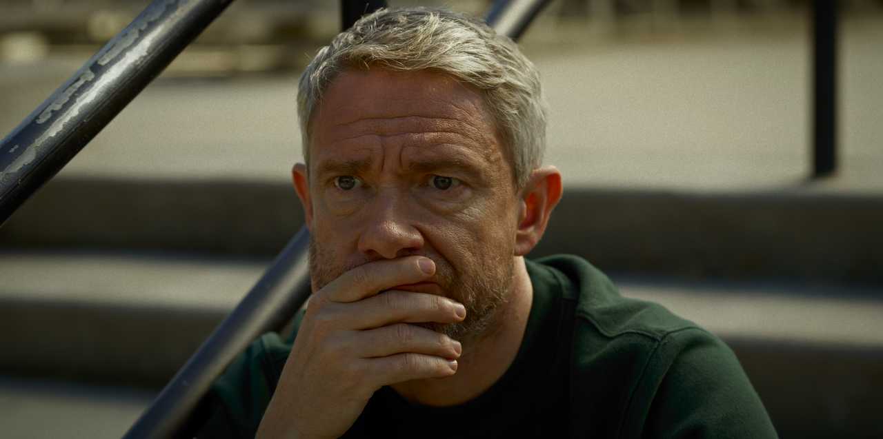 mpv-shot_Millers.Girl.2024.2160p.UHD.WEB-DL.HDR.DV.HEVC-Нечипорук_01_17_41_0010