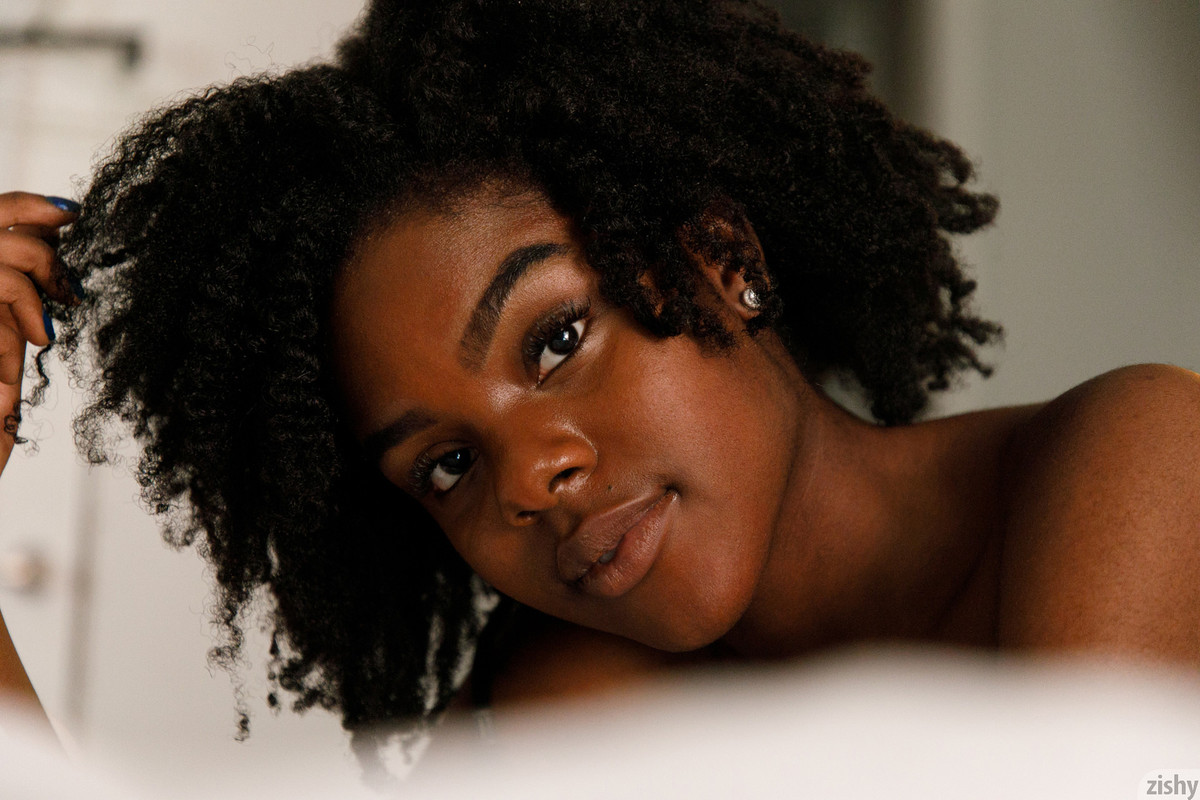 full_004_0448093610093841