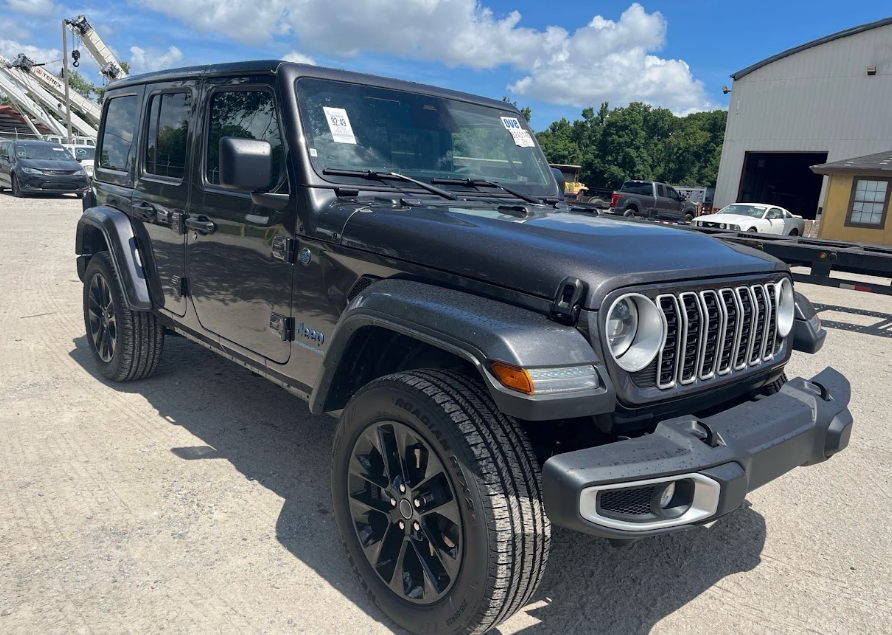 2025 Jeep Wrangler 9227 miles