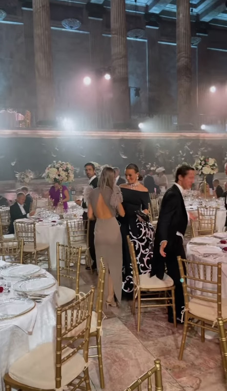 2E9A8B23-D076-41E4-98CD-39F0523D4528