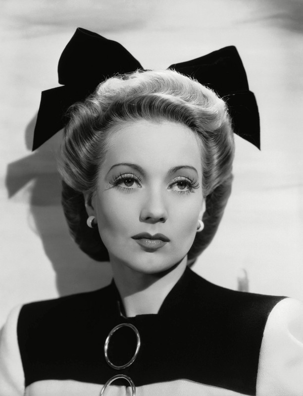 ann_sothern_b34