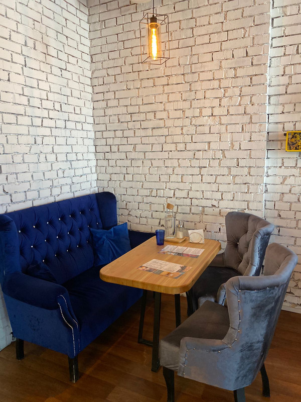 1BEBB7D9-628D-44FF-A51A-2CD666824C3E