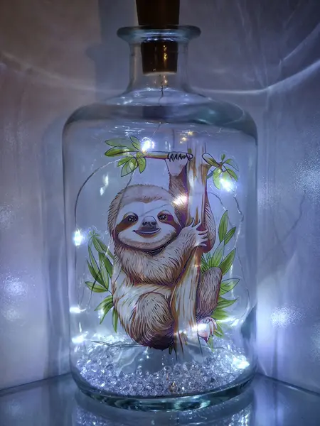 lamp-sloth.webp