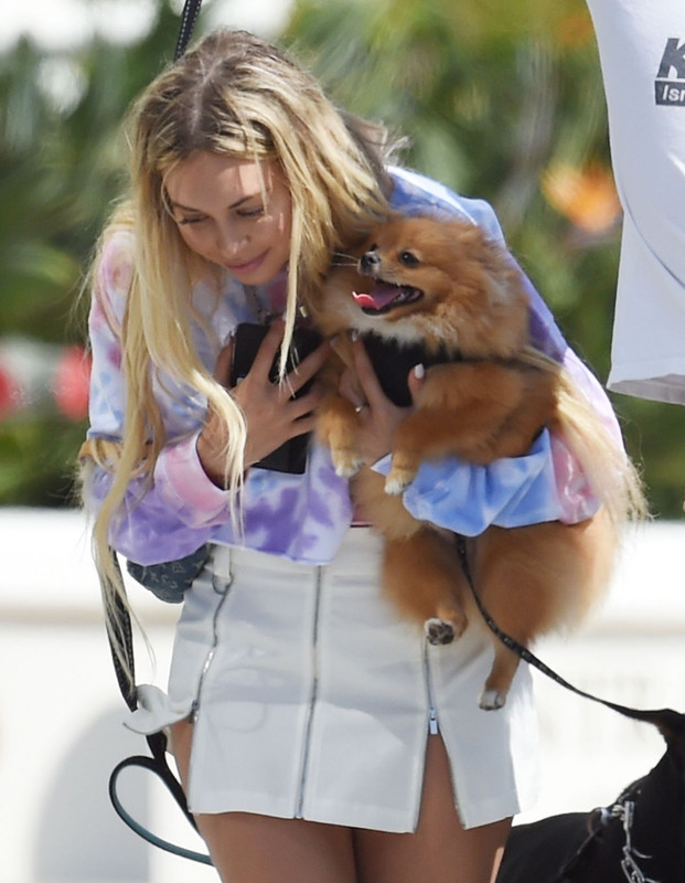 corinne-olympios-out-and-about-in-los-angeles-08-12-2019-6