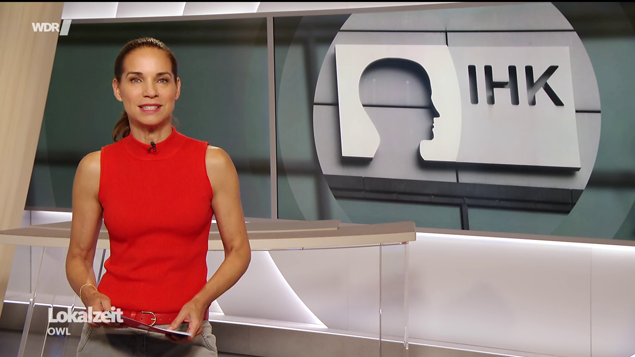 Kristina Sterz WDR Lokalzeit OWL 06 07 2026 118X Caps 114