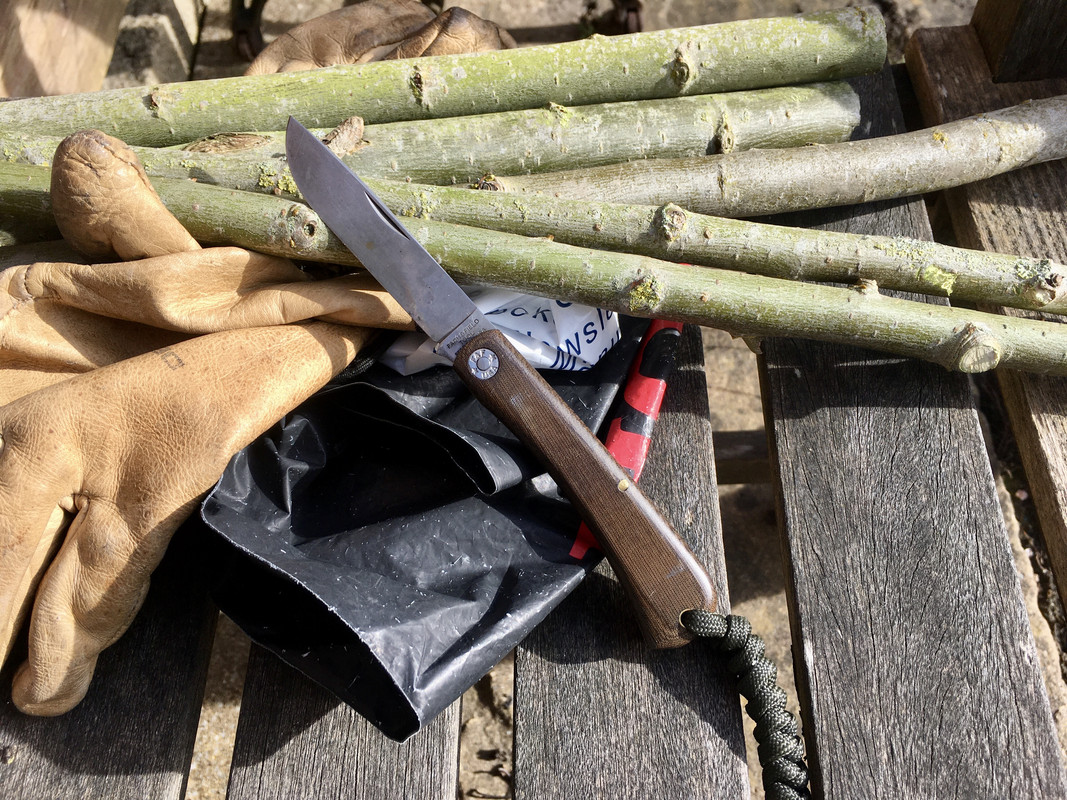 69287510-0947-4279-9355-B0504A166977