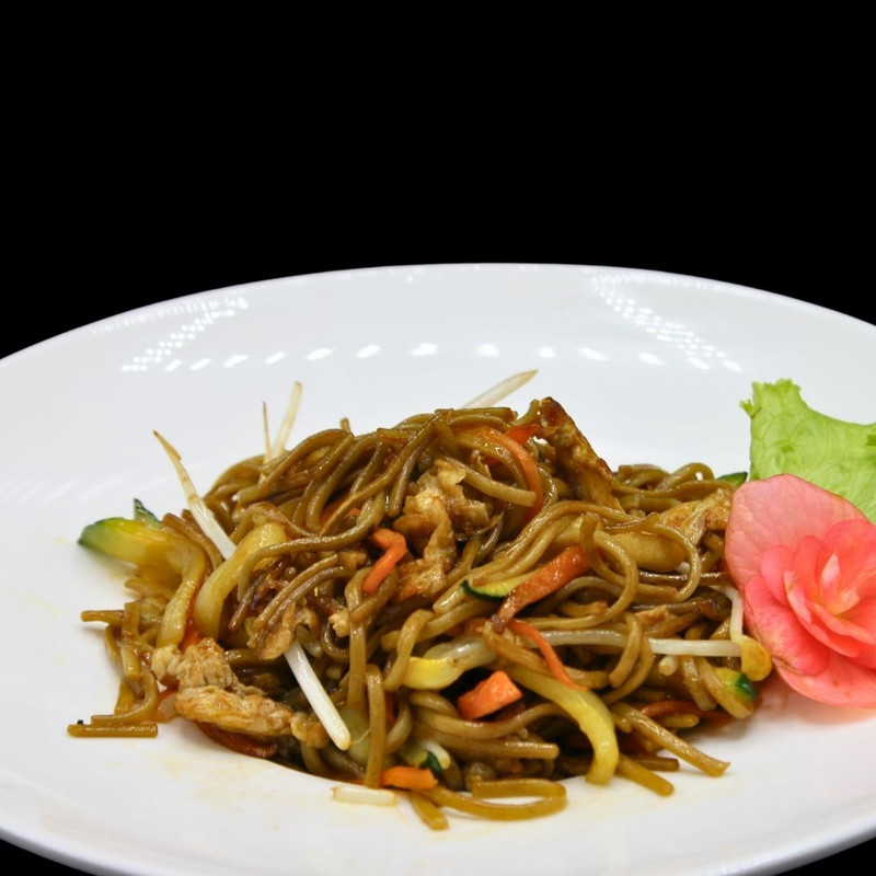 Yaki soba con verdure