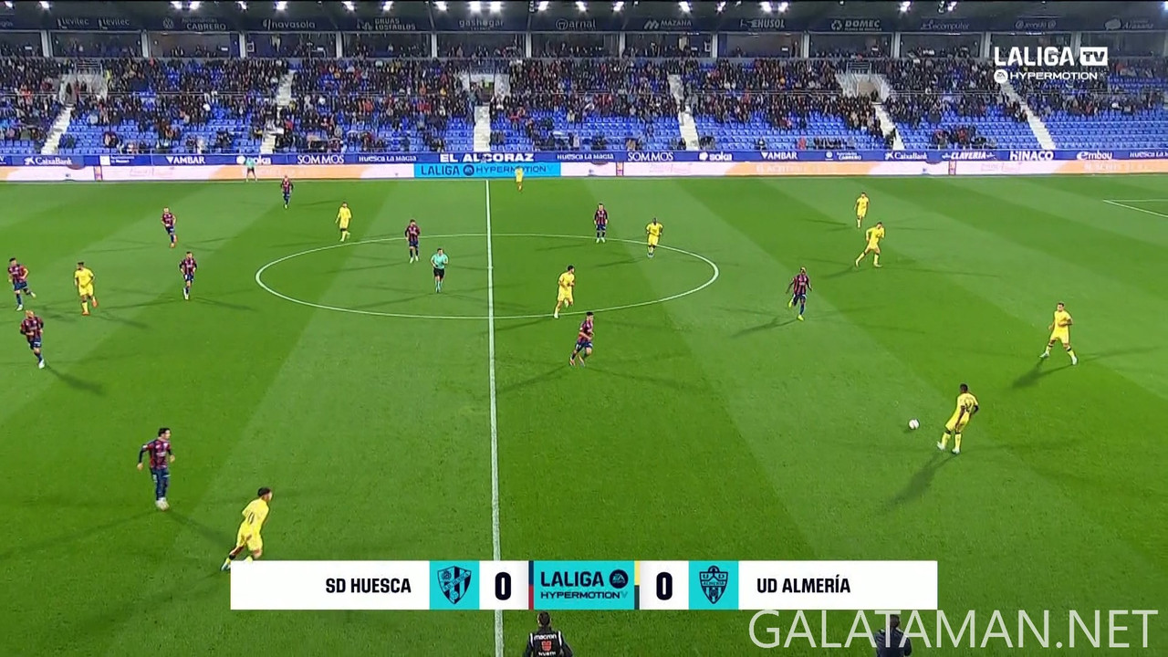 10-28_00-53-21_ES  M  LALIGA TV HYPERMOTION FHD_Huesca v Almería (Replay).ts_snapshot_10.39.575