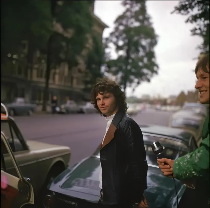 https://i.postimg.cc/7hnMG8Tc/jim-morrison-amsterdam-1968-by-nico-van-der-stam-v0-e485ocs1pnea1.webp