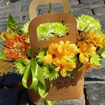 Доставка квітів у Кропивницькому з магазином Mura Flowers