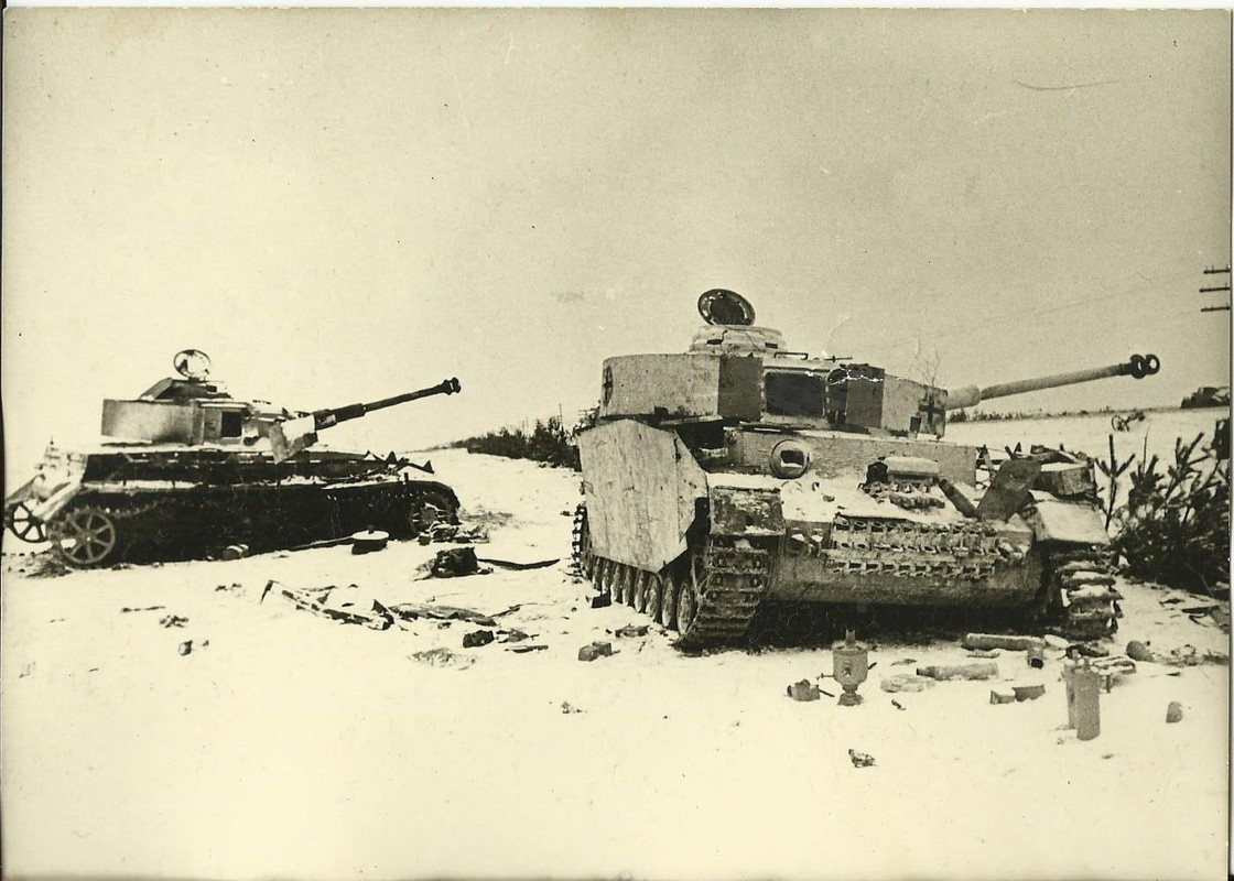 ORIGINAL FOTO ZERSTÖRTER DEUTSCHER- PANZER IV TA