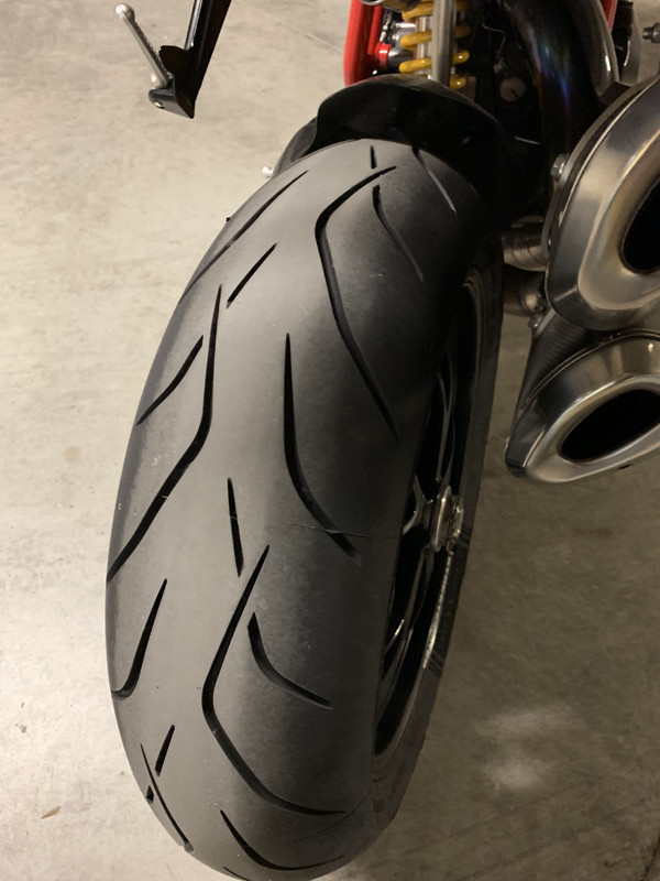 39BBB281-31BA-4B37-9844-F9F4F767D8BD