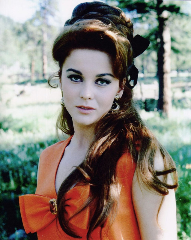 Ann-Margret_md52