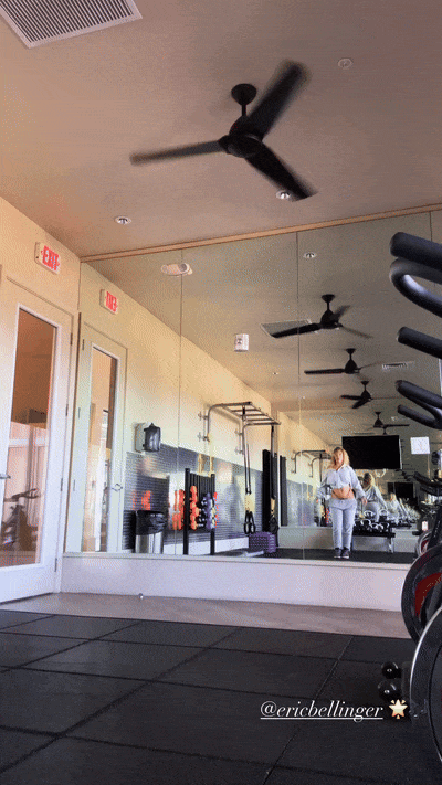 ezgif-34aa219659e94d.gif