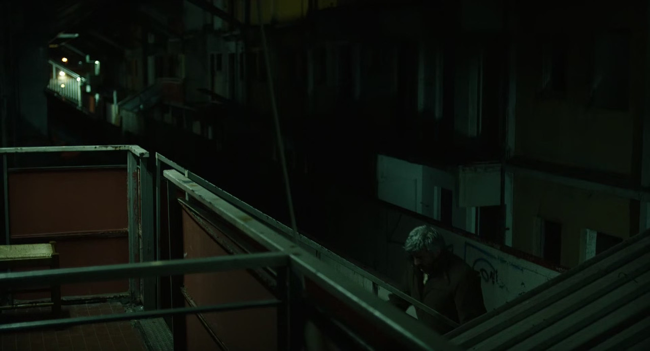 Gomorrah (2014) - S01E01 - The Clan Savastano (1080p x265 r00t)-