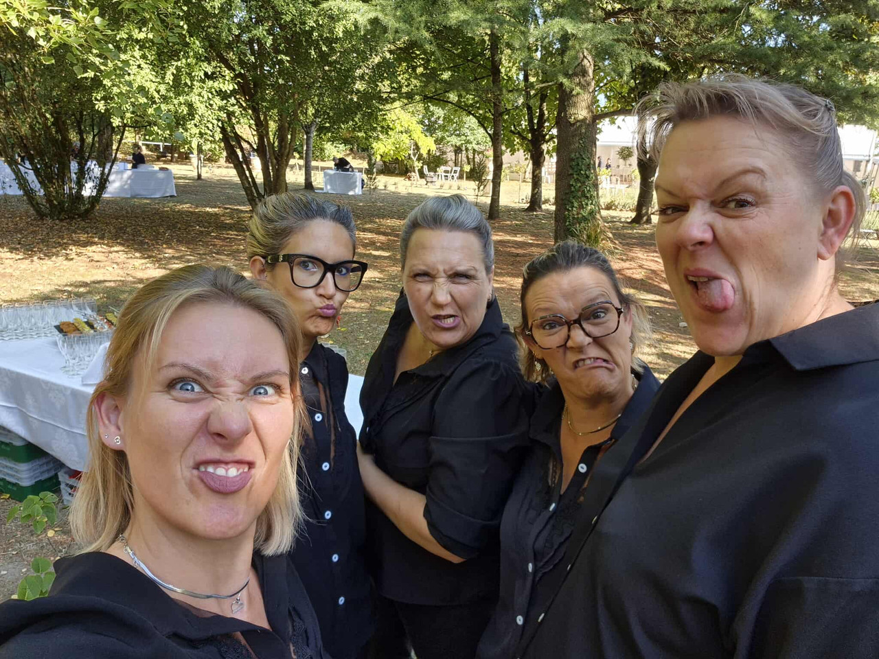 received 1492383851905548