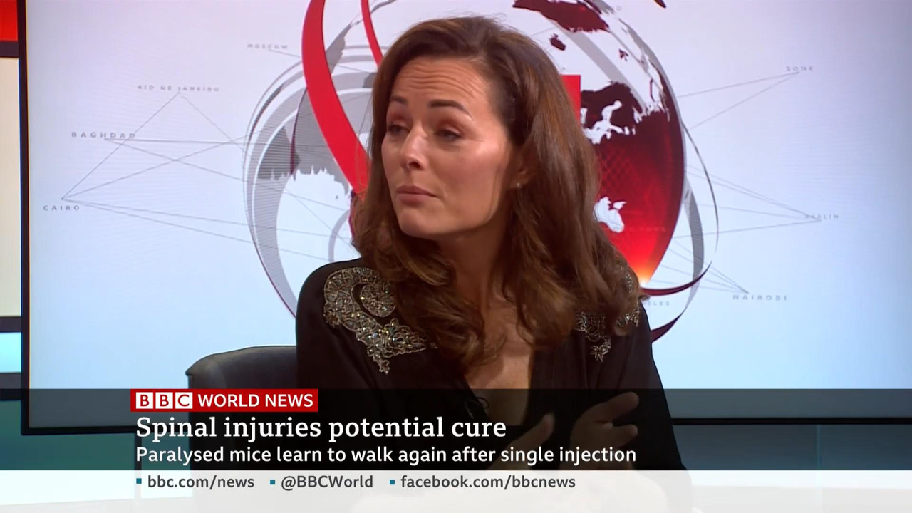 11.12 - 06.00.00 - BBC World News. News. Reporting on the day's inter....ts_snapshot_15.38_[2021.11.