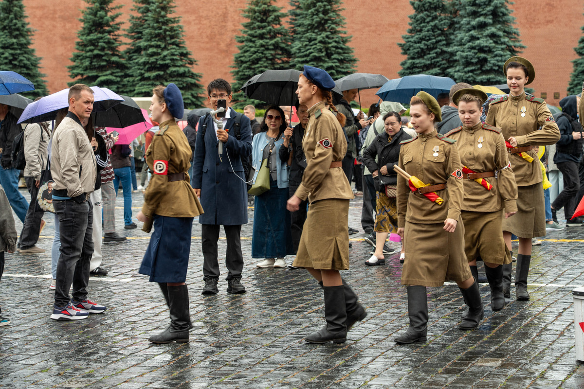 2025.06.22_A7C2 sel24-105_03759