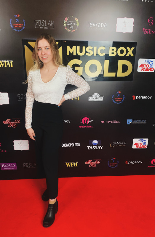 39561275-F81F-4A8B-83F7-0181D5179A99