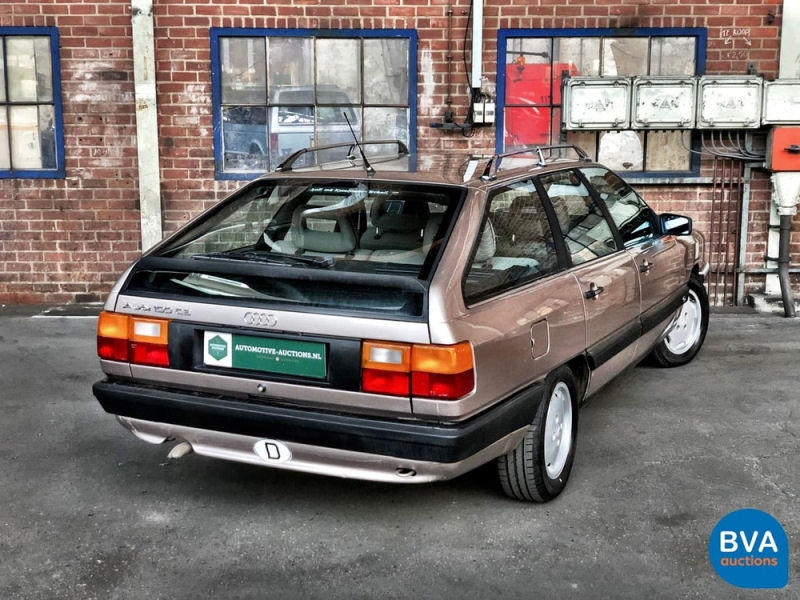 Audi100-Avant-1.jpg