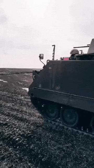 https://i.postimg.cc/7hv45XFm/video-2026-08-28-04-55-42-(1).gif
