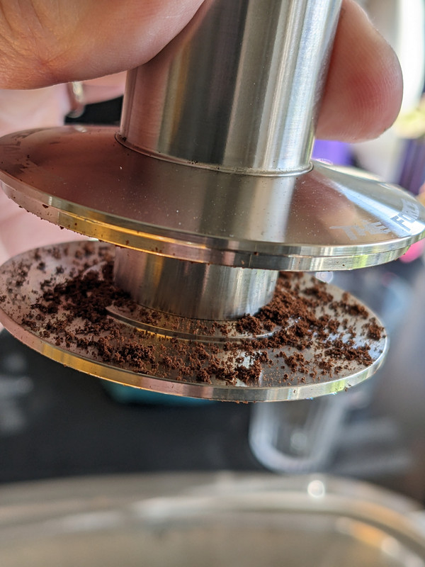 6D313A3B-B533-4D4F-B740-D38A0584995F