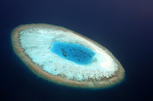 Bentuk Pulau Paling Aneh di Dunia