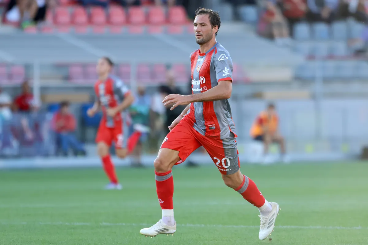 Genoa vs Cremonese, 02h45 ngày 30/10