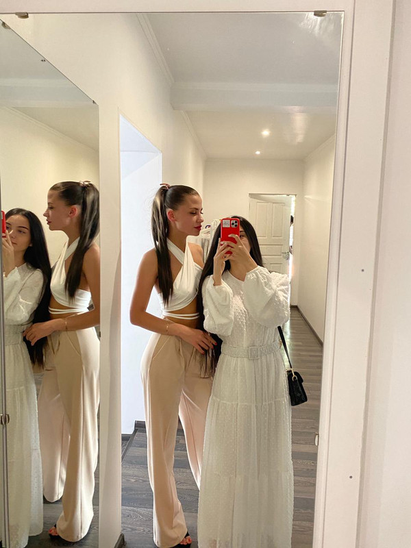 5AC0F8CB-3FBC-4BFF-84D8-B71080B0CF05