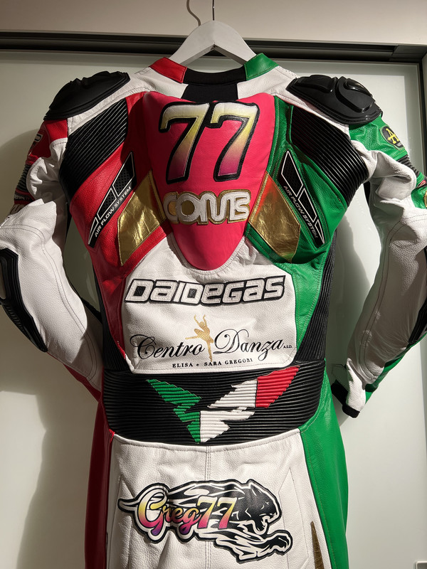 960BA394-988D-4553-A274-F8430A6EB424