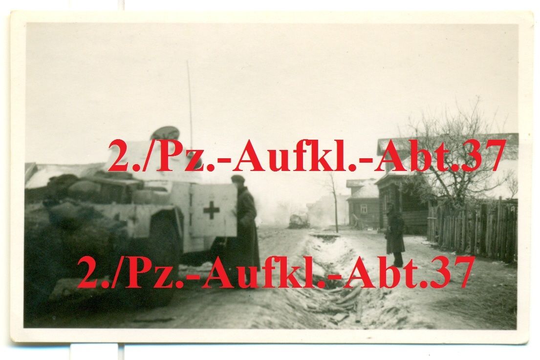 PANZER-SPÄHWAGEN PANHARD WINTER-TARNUNG