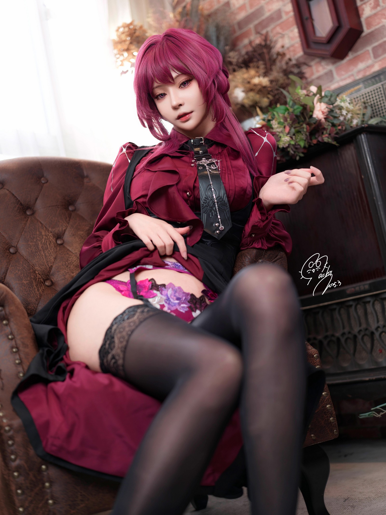 Machi马吉 Kafka 卡芙卡Cosplay写真合集｜魅惑风高清套图（68P-238.2M）插图1