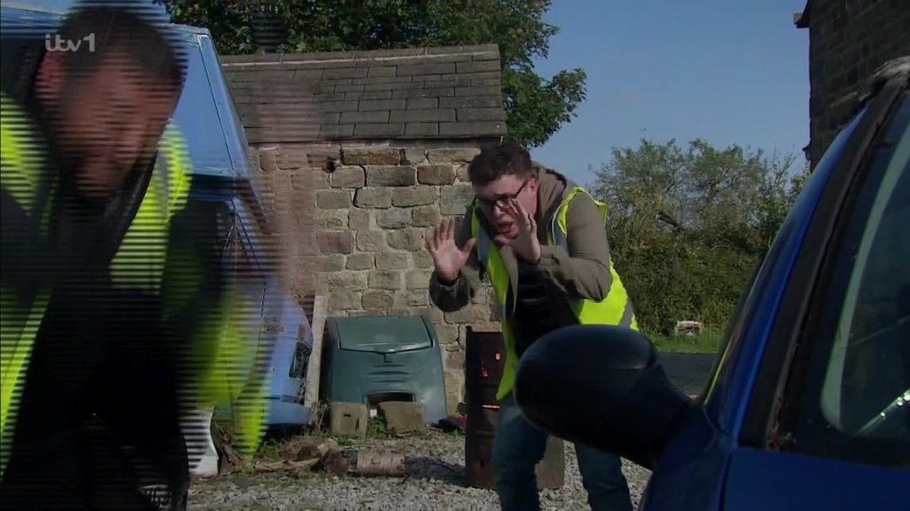 [Image: 3azg3dfzf42b.jpg]