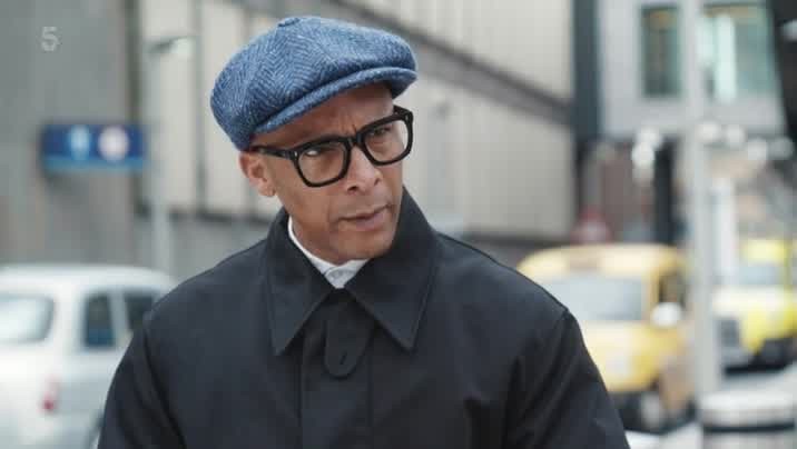 [Image: wf2x0c67azid.jpg]