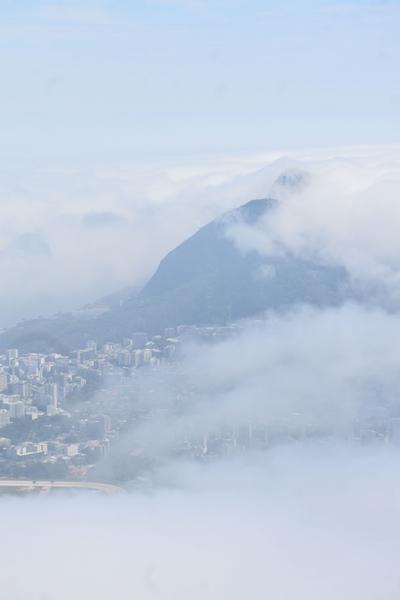 В джазе только девушки или аргентинско-бразильский калейдоскоп В джазе только девушки или аргентинско-бразильский калейдоскоп