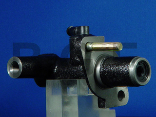CLUTCH MASTER CYLINDER CLUTCH MASTER CYLINDER